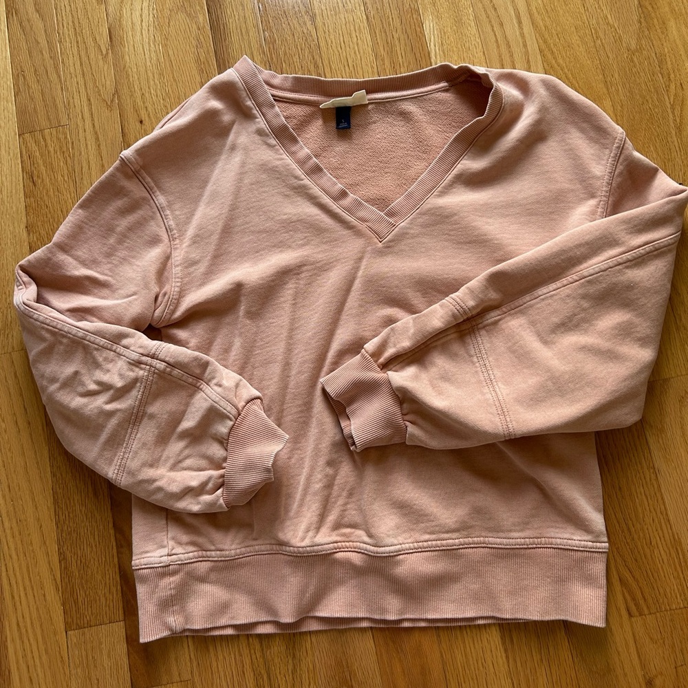 Universal Threads Crewneck